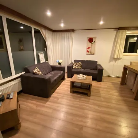 Holiday home Chalet Dennenvelt Doornspijk